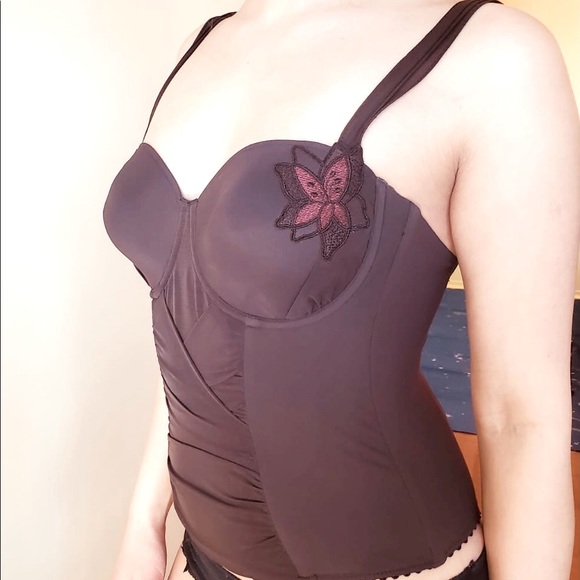 Corset/top- Haute Lingerie - Picture 2 of 5